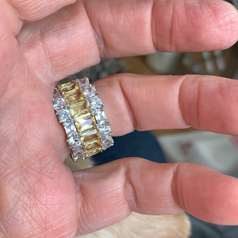 Ring never worn